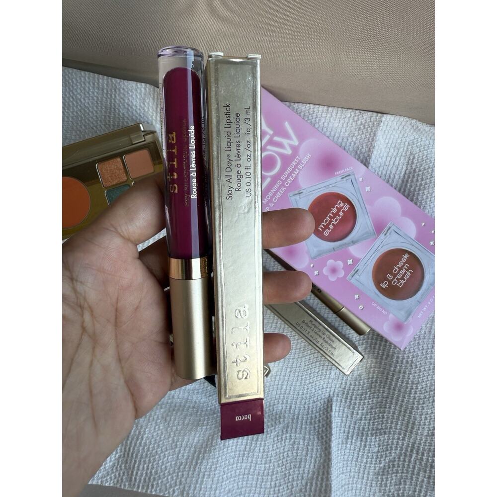 Assorted Makeup Lot Bundle - Picture 8 of 14